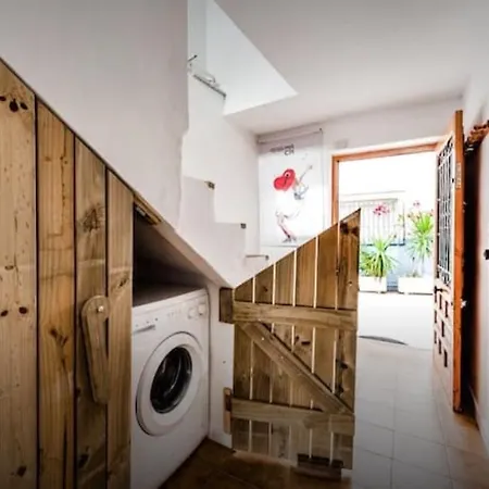 Charming House In The Historic Old Town *
